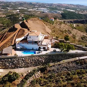 https://villa-el-palomar-azul.es-andalucia.com